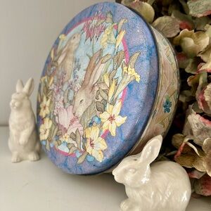 Easter Bunny Vintage Tin